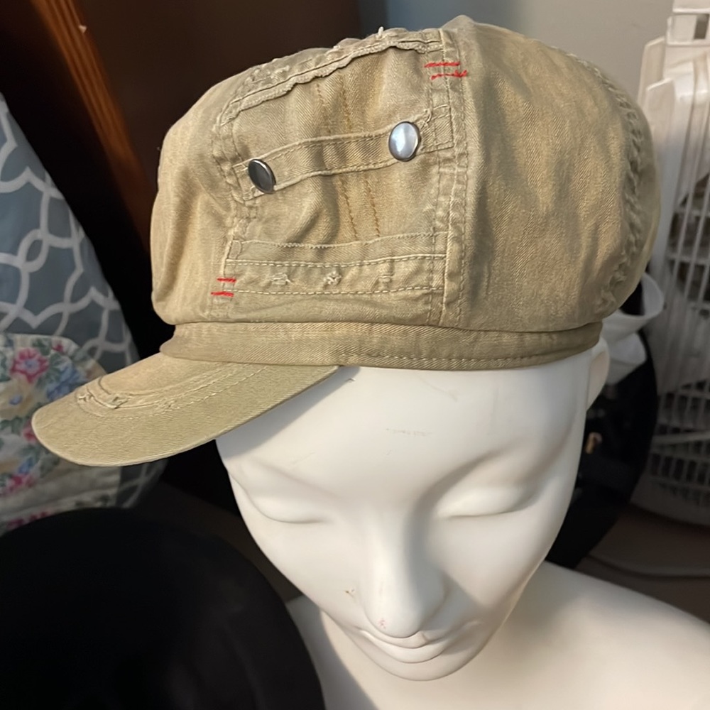 Woman hat - Picture 2 of 8